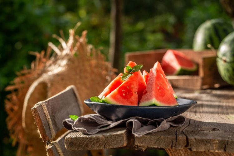 L’anguria fa ingrassare? Calorie e porzione consigliate