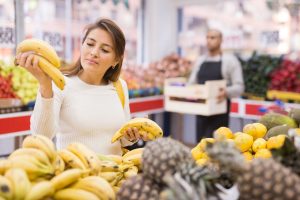 Le banane fanno ingrassare? Scopri le calorie e quante mangiarne a dieta