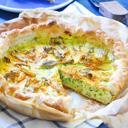 Torta salata con fiori di zucca