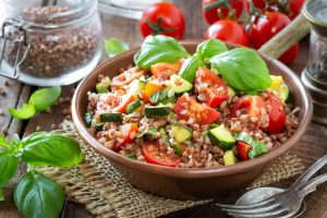 Farro: proprietà, valori nutrizionali, calorie, benefici e usi in cucina