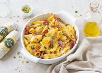 pasta con salamini italiani alla cacciatora DOP