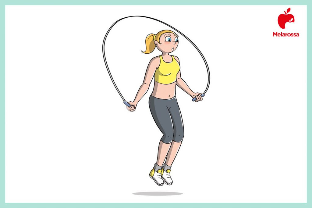 Allenamento a corpo libero: esercizi total body per bruciare calorie 1 Illustrazione di salto alla corda in un allenamento a corpo libero con figura in movimento.