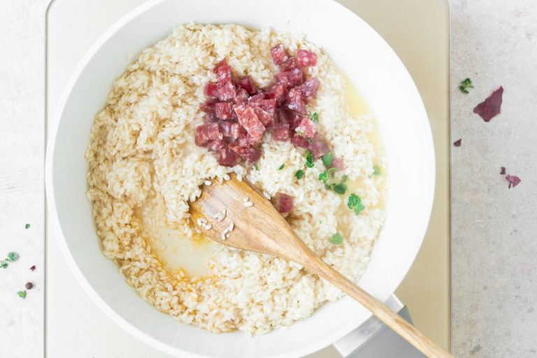 Risotto con Salamini Italiani alla Cacciatora DOP, cipolla e ricotta ...