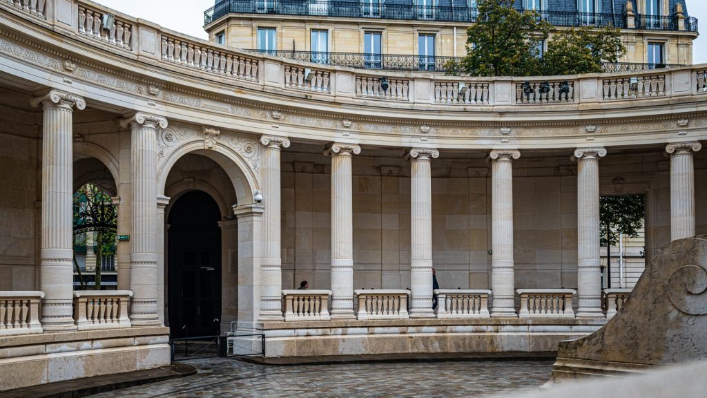 il palazzo Galliera e il giardino 1