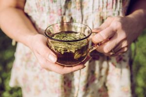 Manna: che cos’è, a cosa serve, proprietà e modalità d’uso del lassativo naturale