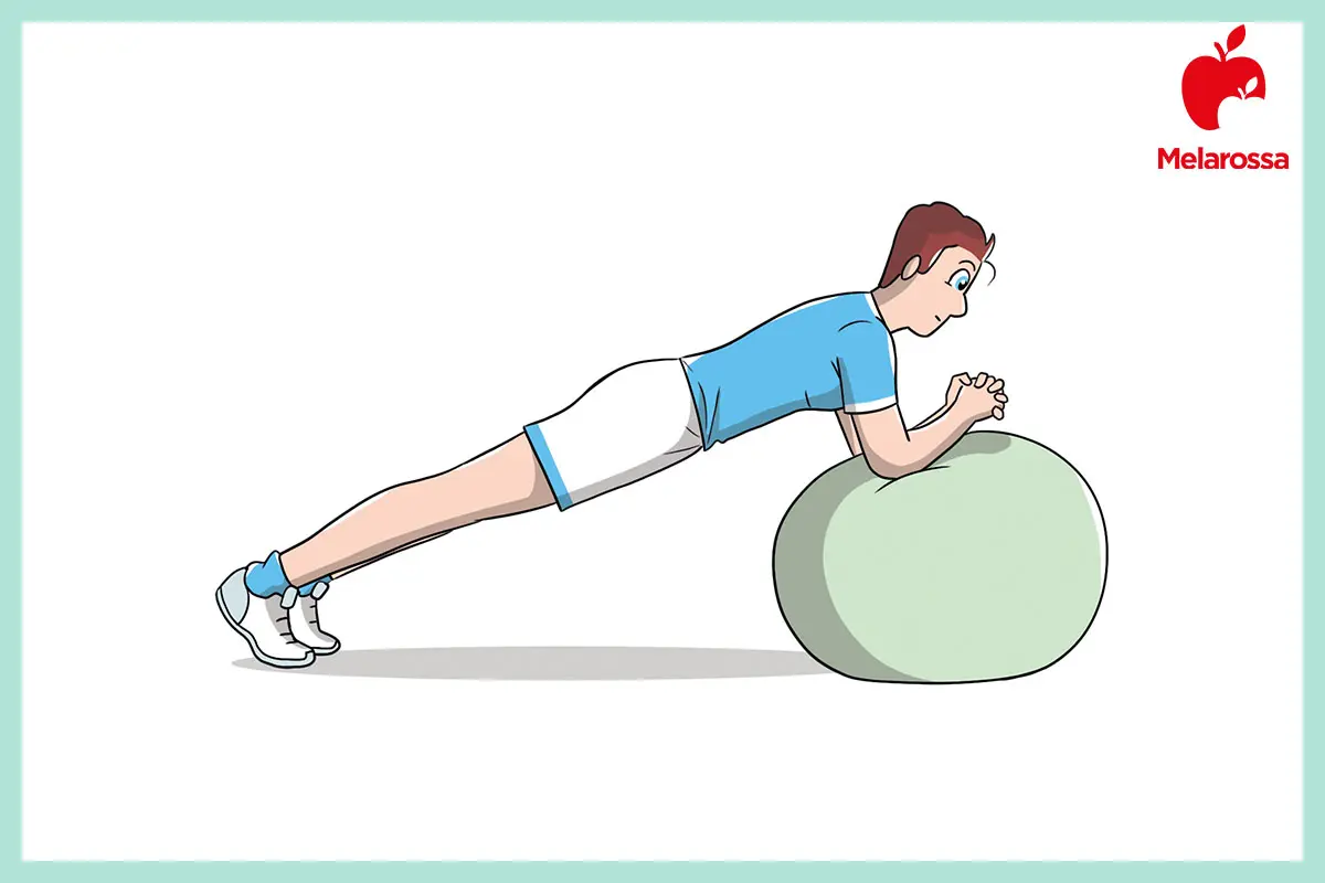 come fare il plank con la fitball: esercizi con la fitball