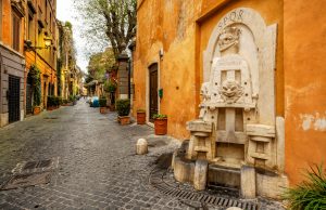 Alla scoperta di Via Margutta, un angolo di Roma pieno di sorprese