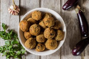 Polpette di melanzane al forno, morbide e saporite