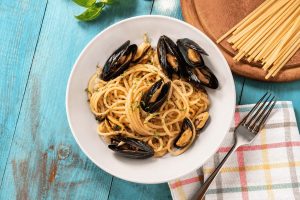 Spaghetti con le cozze: ricetta cremosa e saporita
