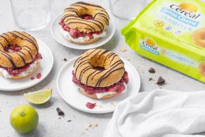 Ciambella senza glutine con fichi e ricotta: un dolce sano per tutti!