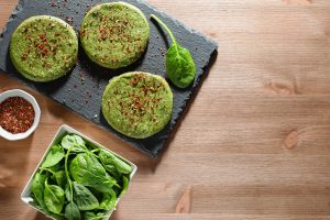 Burger di spinaci fatti in casa: la ricetta veloce e gustosa