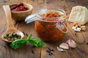 Home Page 13 Pesto di pomodori secchi, la salsa veloce dal gusto mediterraneo