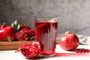 Succo di melograno: la ricetta per farlo in casa, benefici e come conservarlo