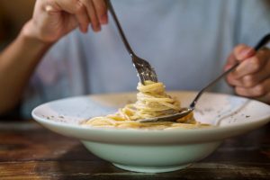 Quanti carboidrati al giorno: come regolarsi a dieta