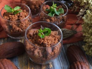 Crema al cioccolato:  ricetta e video ricetta di un delizioso dolce al cucchiaio senza glutine