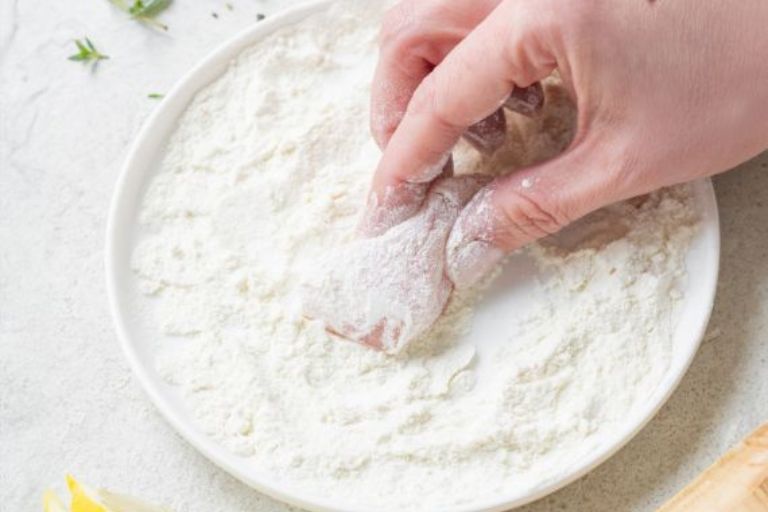 Pollo al limone in padella, un secondo leggero e saporito 3 pollo al limone step2