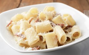 Gricia alla toscana con finocchiona IGP e pecorino