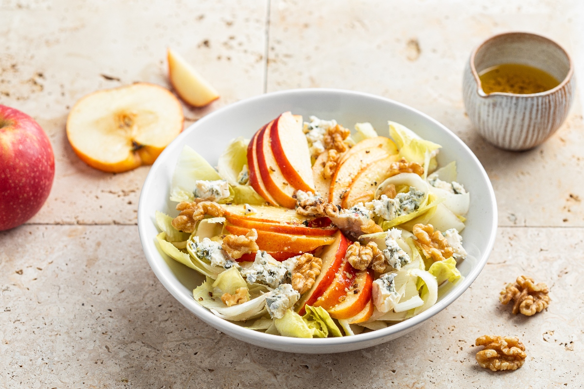 Indivia belga: benefici, proprietà, calorie e come cucinarla ( ricette veloci)