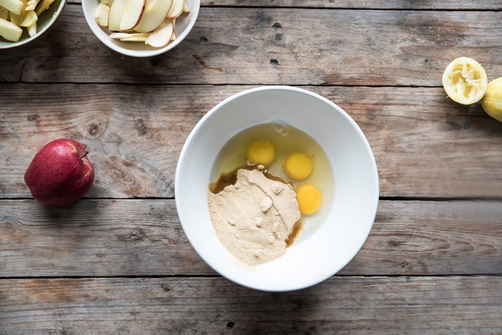 Torta di mele senza burro: video passo passo con foto 4 torta di mele soffice 3