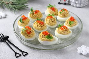 Uova ripiene di tonno: la ricetta senza maionese