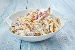 Insalata capricciosa: ricetta facile e cremosa