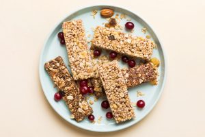 Barrette con cereali: uno snack facile e ricco di gusto